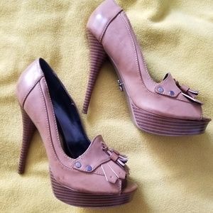 Simply Vera Vera Wang Tan Leather Pumps